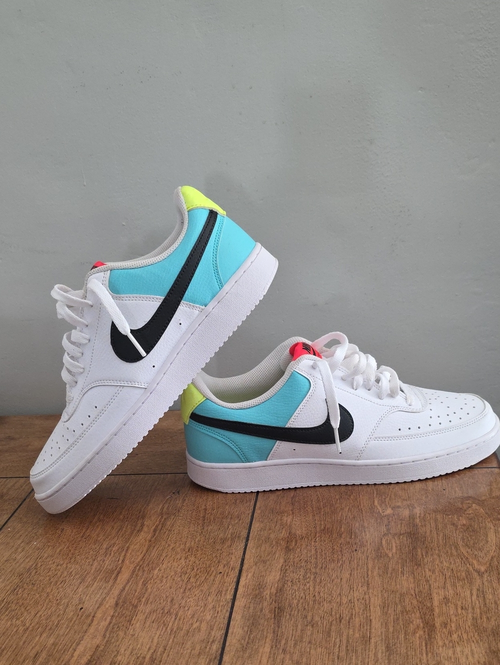 Nike Kids Low-Top Sneakers in White, Light Blue and Black with Neon Accents